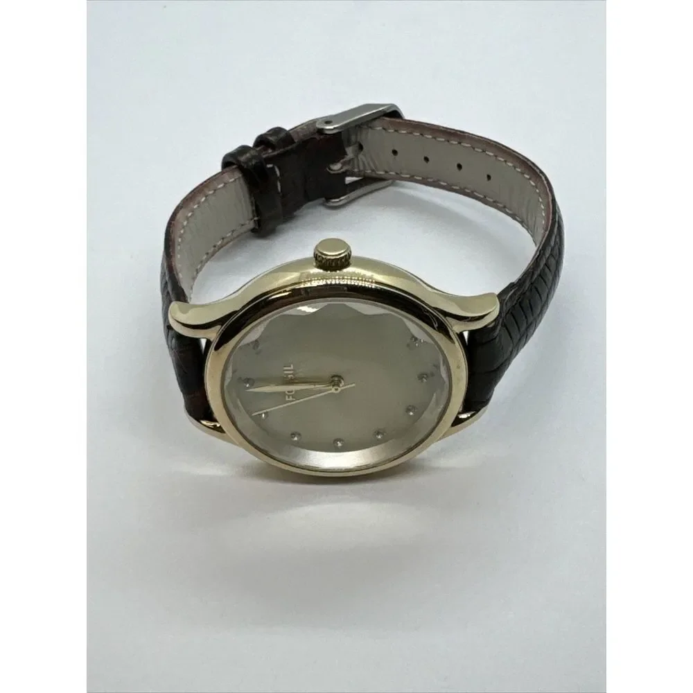 Fossil Laney BQ3391 Women's Leather Strap Analog Dial Quartz Wrist Watch JNA312